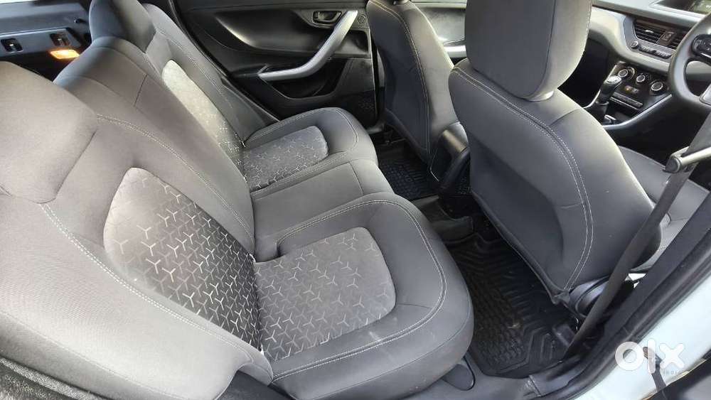 Tata Nexon 1.5 Revotorq Xm (s), 2023, Diesel