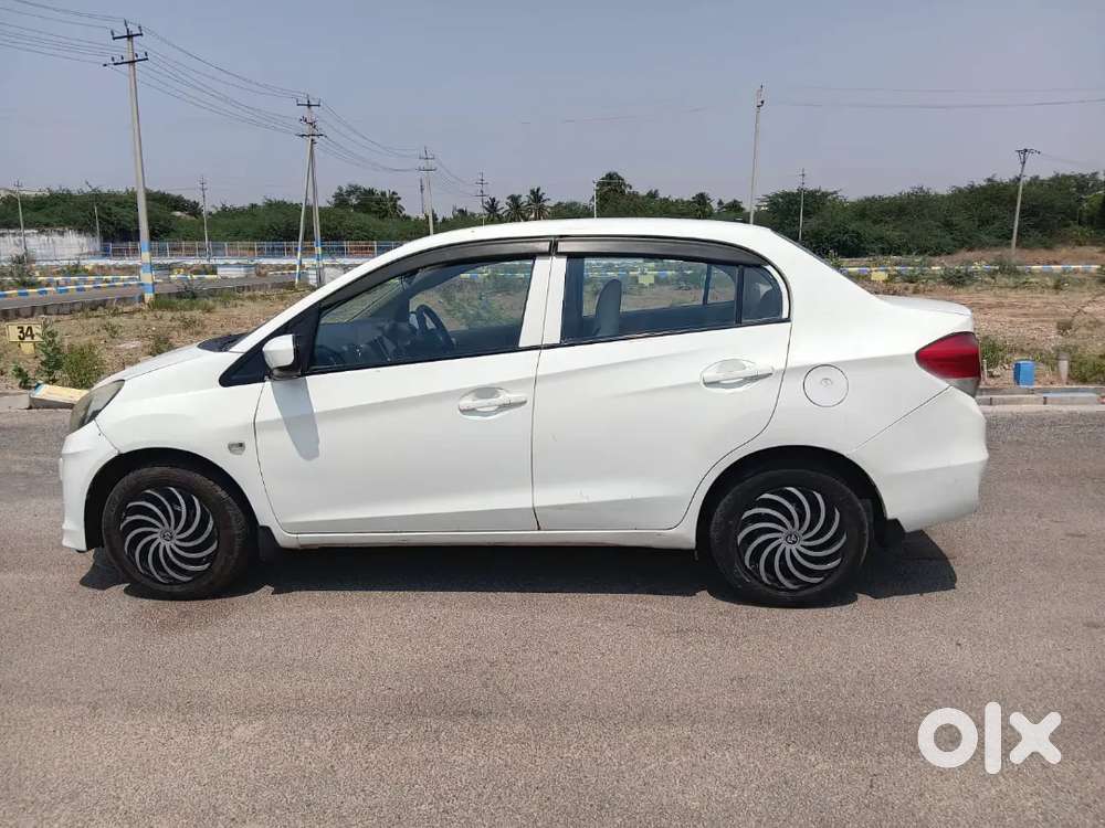 Honda Amaze 2013 Diesel Well Maintained