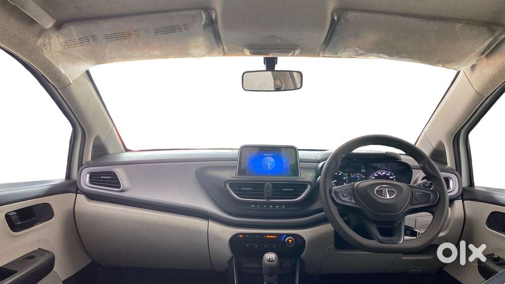 Tata Altroz 1.2 Xm Plus, 2022, Petrol
