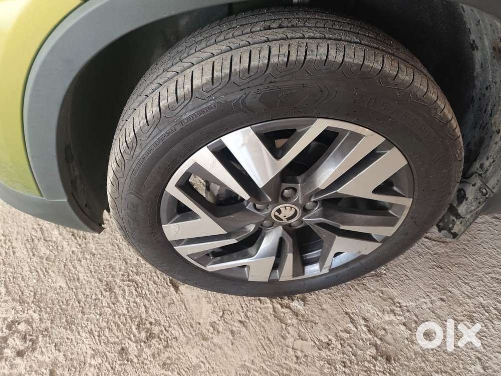 Skoda Kylaq Prestige, 2025, Petrol