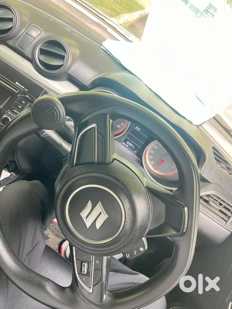 Maruti Suzuki Swift Vxi 2019