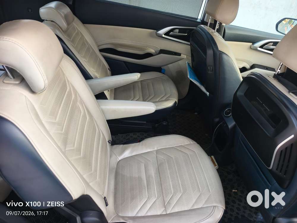 Kia Carens 1.5 Luxury Plus Diesel 6 Str, 2022, Diesel