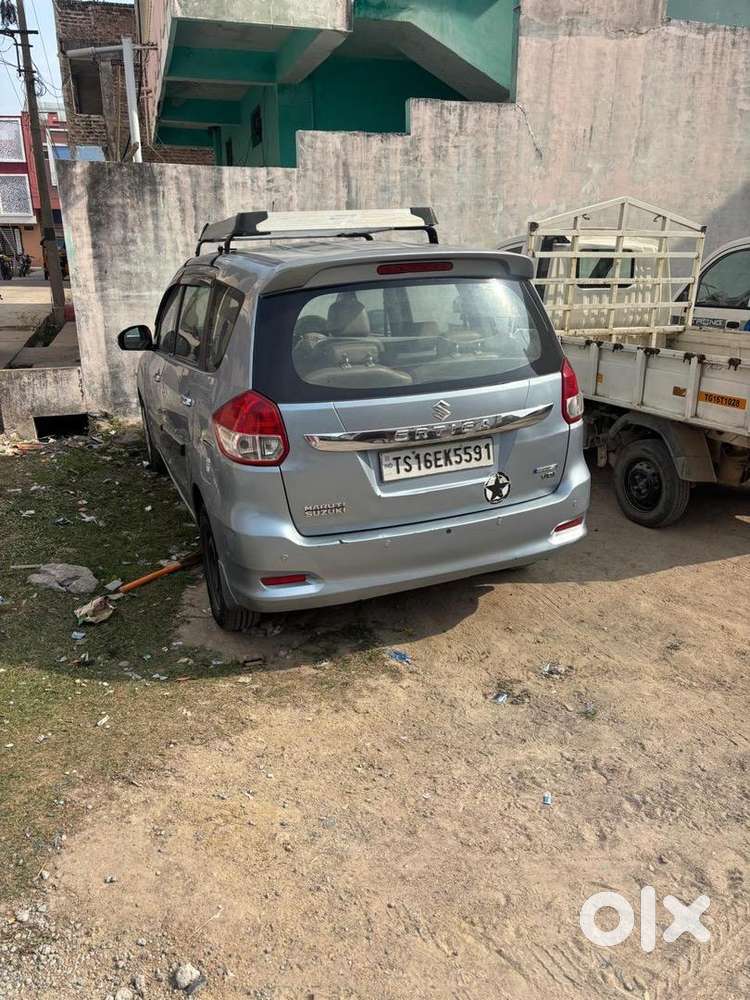Maruti Suzuki Ertiga 2016 Diesel 224000 Km Driven