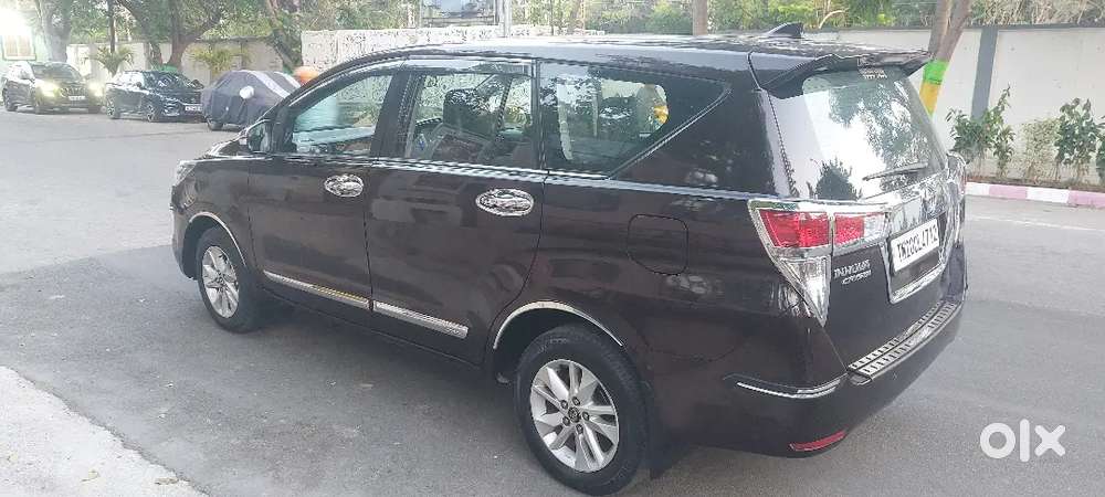 Toyota Innova Crysta