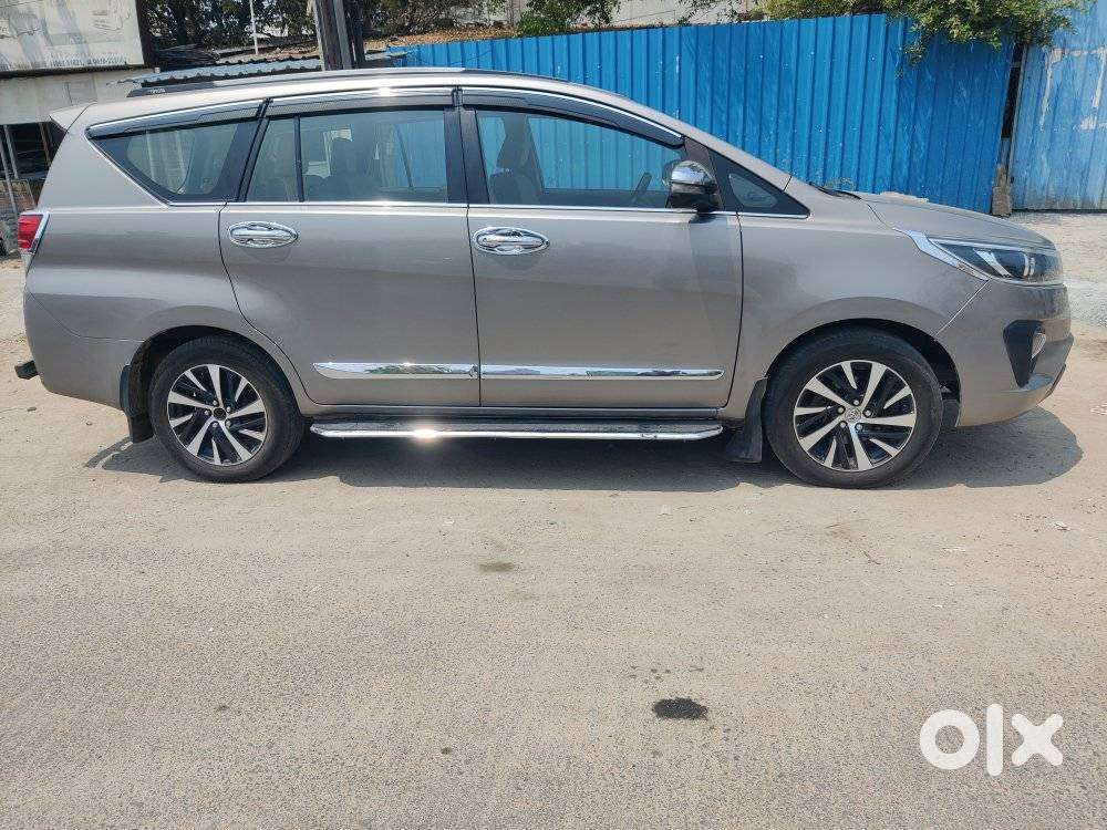 Toyota Innova Crysta 2.4 Z 7 Str, 2022