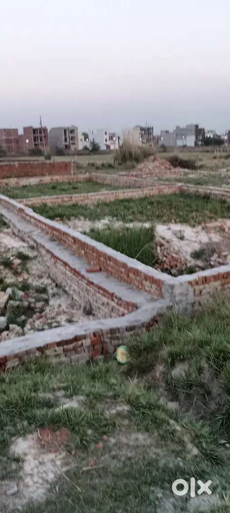 200 Gaj (30x60) For Sale