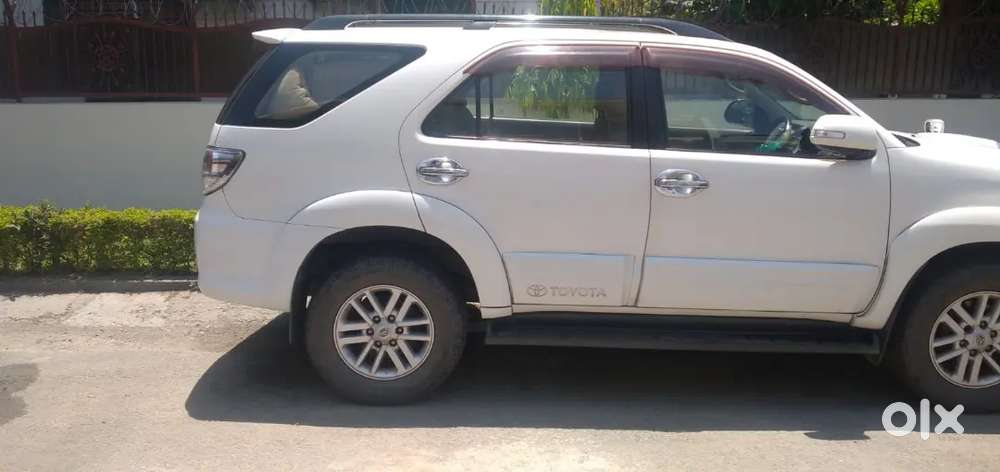 Toyota Fortuner 2012 Diesel Well Maintained