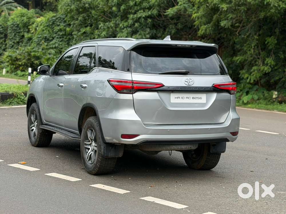 Toyota Fortuner 2017 Diesel 130000 Km Driven