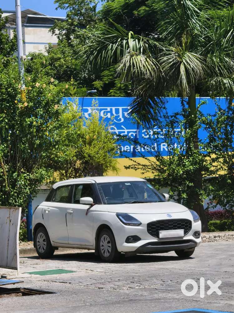 Maruti Suzuki Swift Vxi 2025