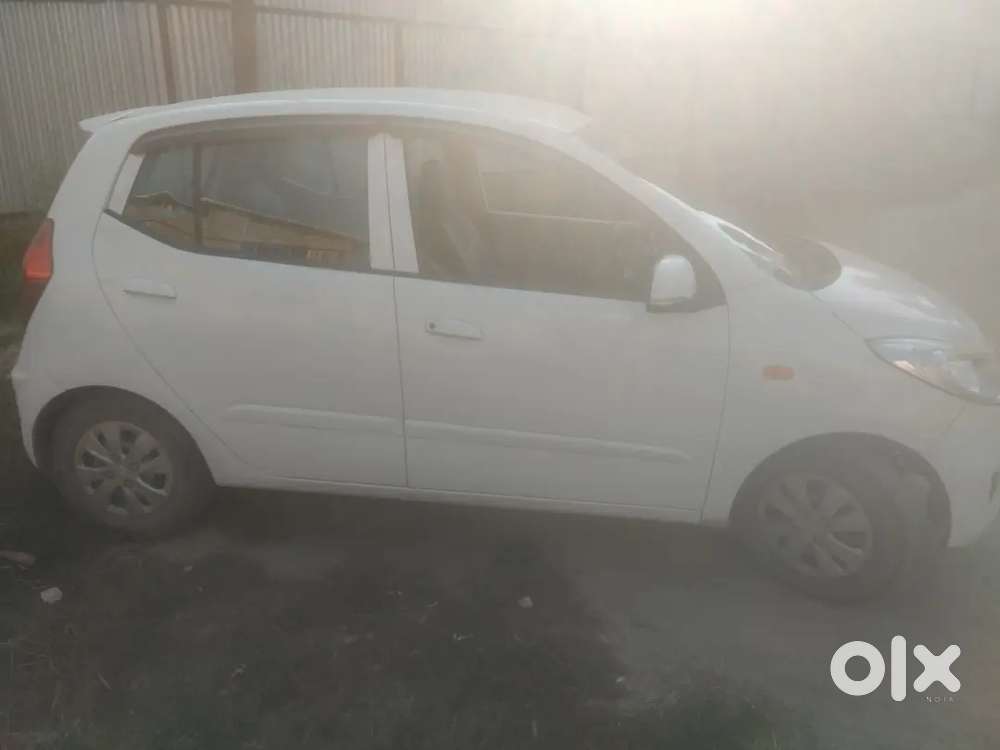 Hyundai I10 2012 Petrol 80000 Km Driven