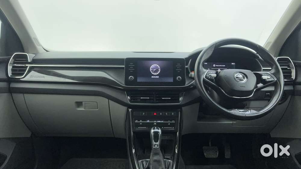 Skoda Kushaq Style 1.0l Tsi At, 2022, Petrol