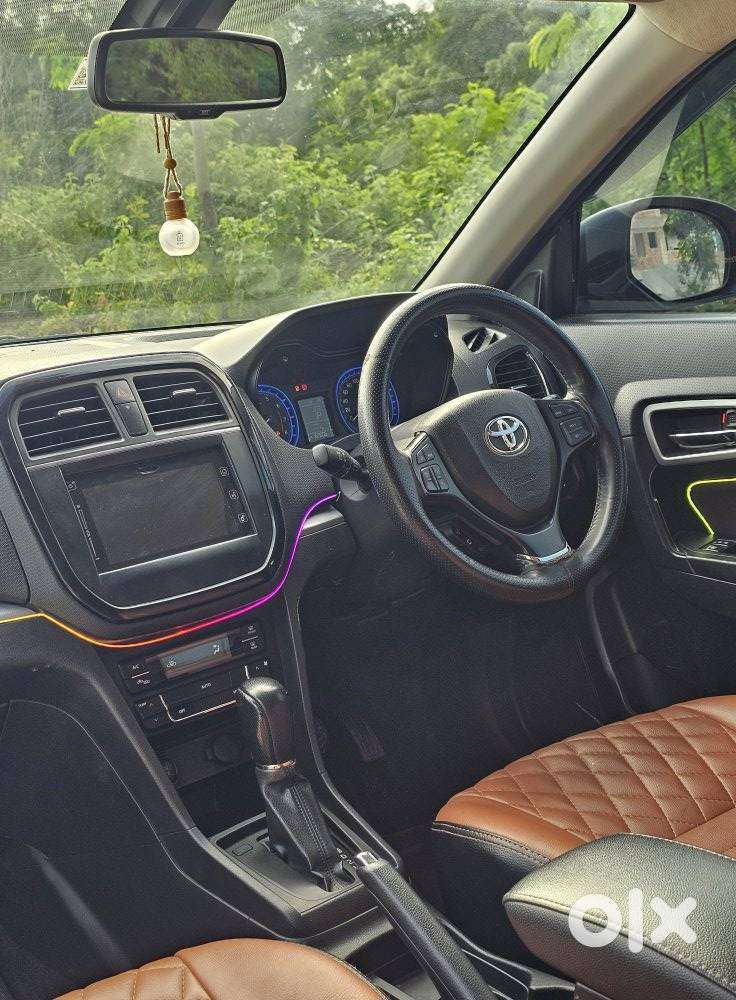Toyota Urban Cruiser 1.5 Premium Grade At, 2021, Petrol