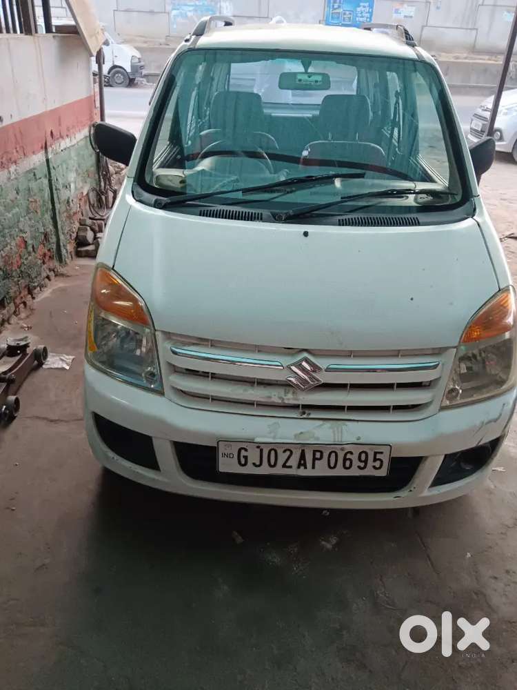 Good Condition. Petrol. Cng