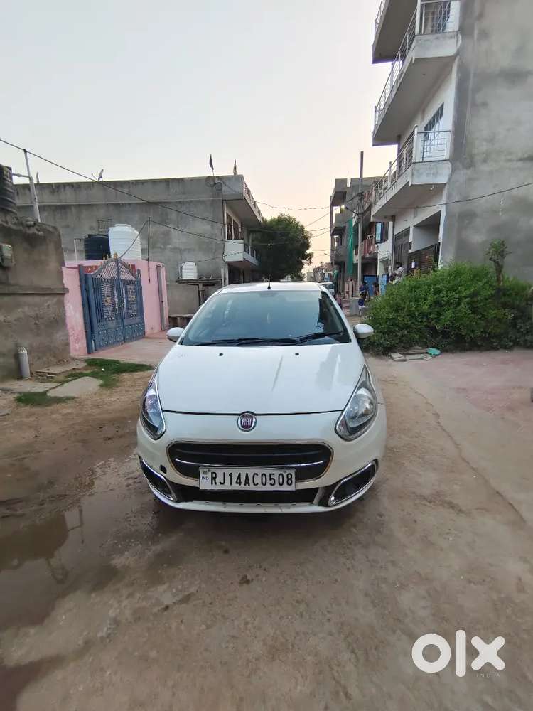 Fiat Punto Evo 2015 Diesel 107000 Km Driven