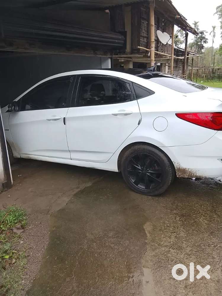 Hyundai Verna 2011 Diesel Well Maintained