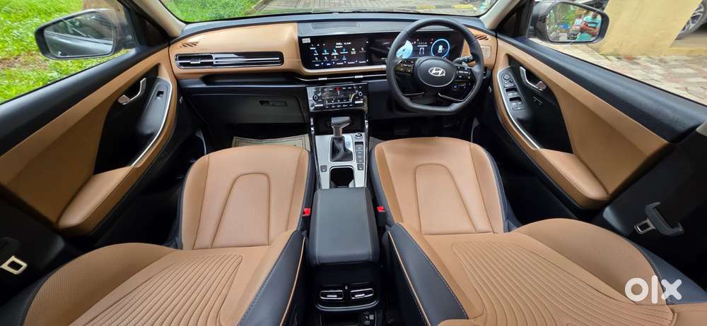 Hyundai Alcazar 1.5 Tdct Signature (o) 7s Petrol, 2025, Petrol