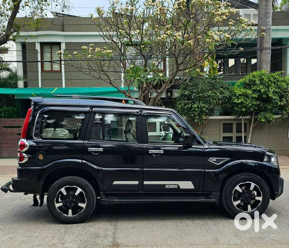 Mahindra Scorpio Classic 2.2 S 11 Mt 7 Str, 2023, Diesel
