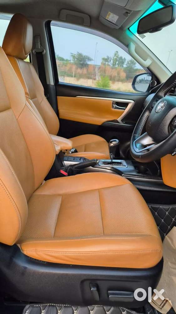 2023 Toyota Fortuner Diesel 4x2 At