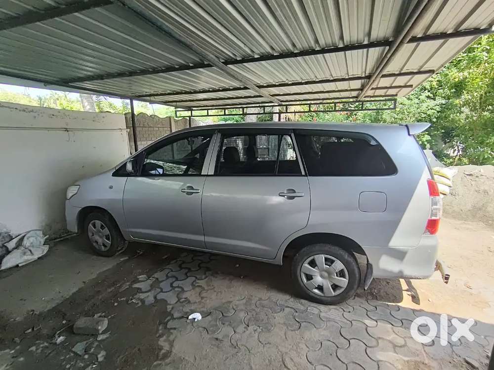 Toyota Innova 2011 Diesel Well Maintained For Sale