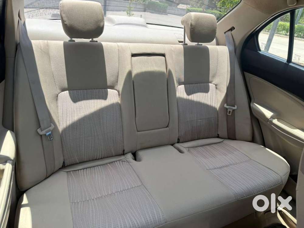 Maruti Suzuki Swift Dzire Vxi(o) Mt, 2023, Cng & Hybrids