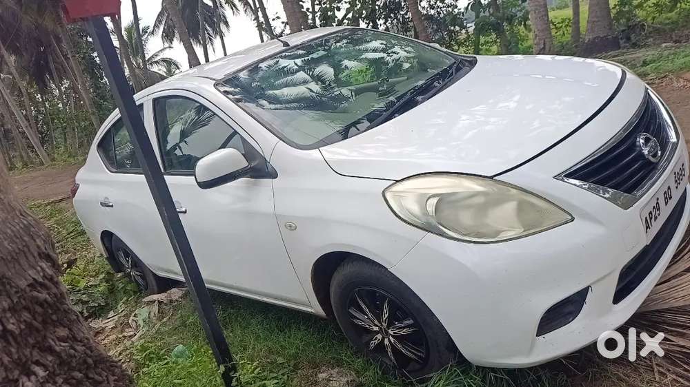 Nissan Sunny 2012 Diesel 225000 Km Driven