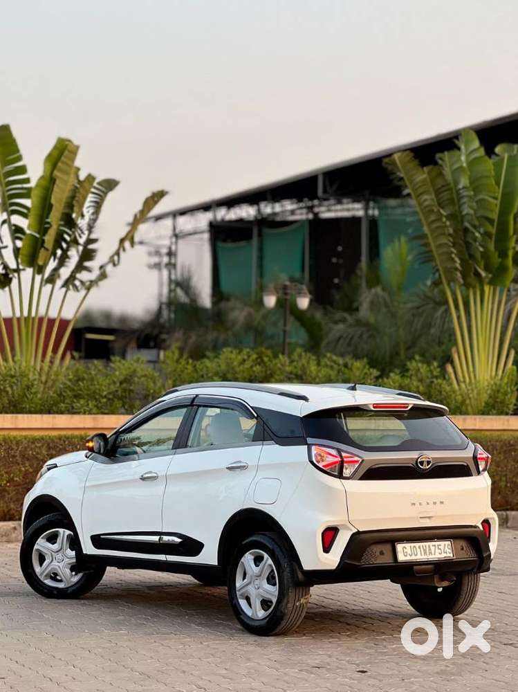 Tata Nexon 1.2 Revotron Xma Amt, 2021, Petrol
