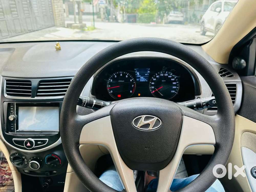 Hyundai Fluidic Verna 1.6 Vtvt S, 2011, Petrol