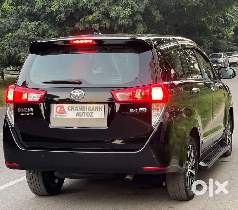 Toyota Innova Crysta [2020-ongoing] 2.4 Zx At 7 Str, 2022, Diesel