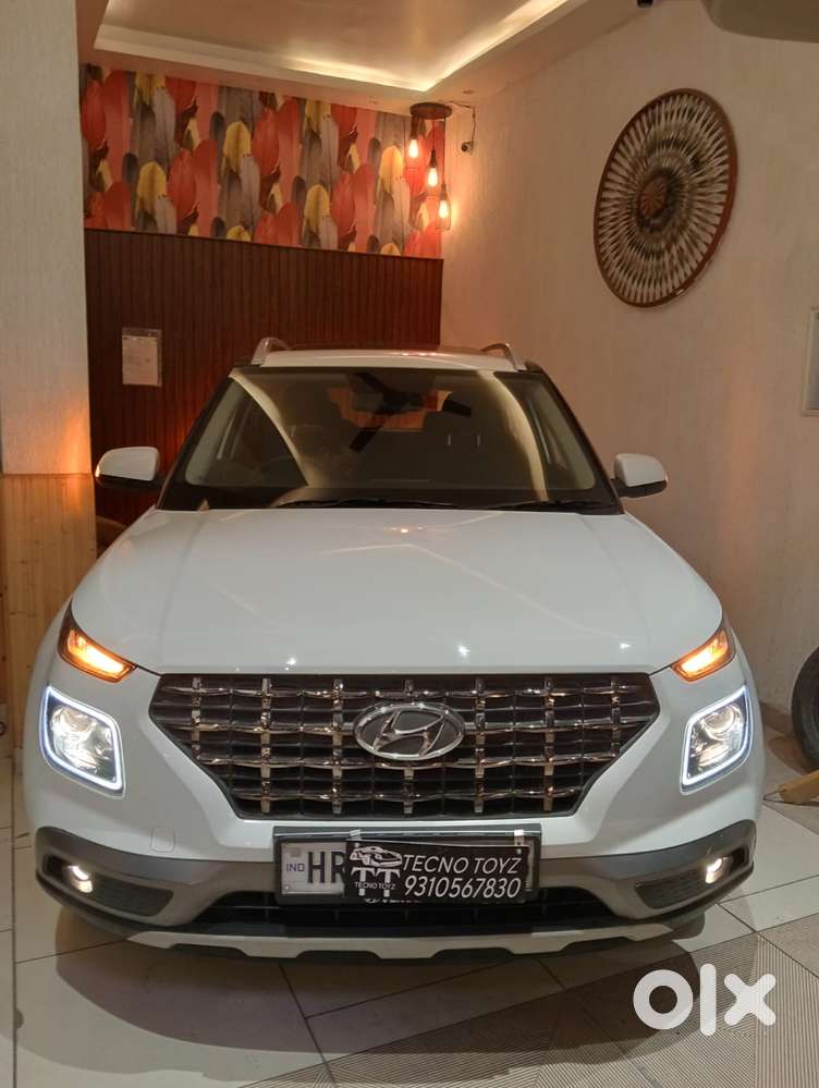 Hyundai Venue Sx Plus Turbo Dct, 2019, Petrol