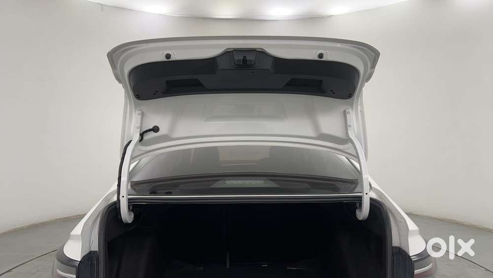Volkswagen Virtus 1.0 Topline Tsi, 2022, Petrol
