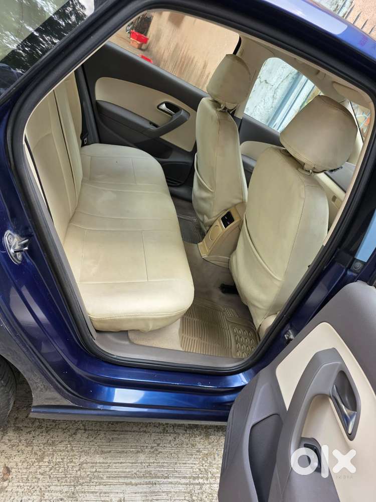 Volkswagen Vento 1.2 Highline Plus At 16 Alloy, 2011, Petrol