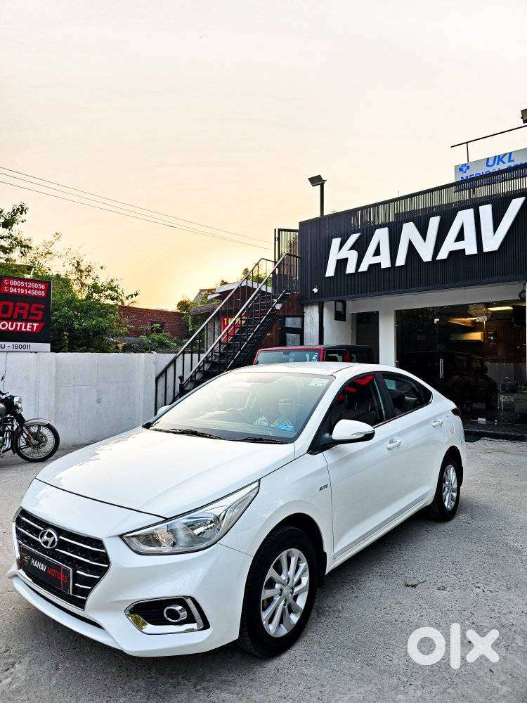 Hyundai Verna Vtvt 1.6 At Ex, 2018, Petrol