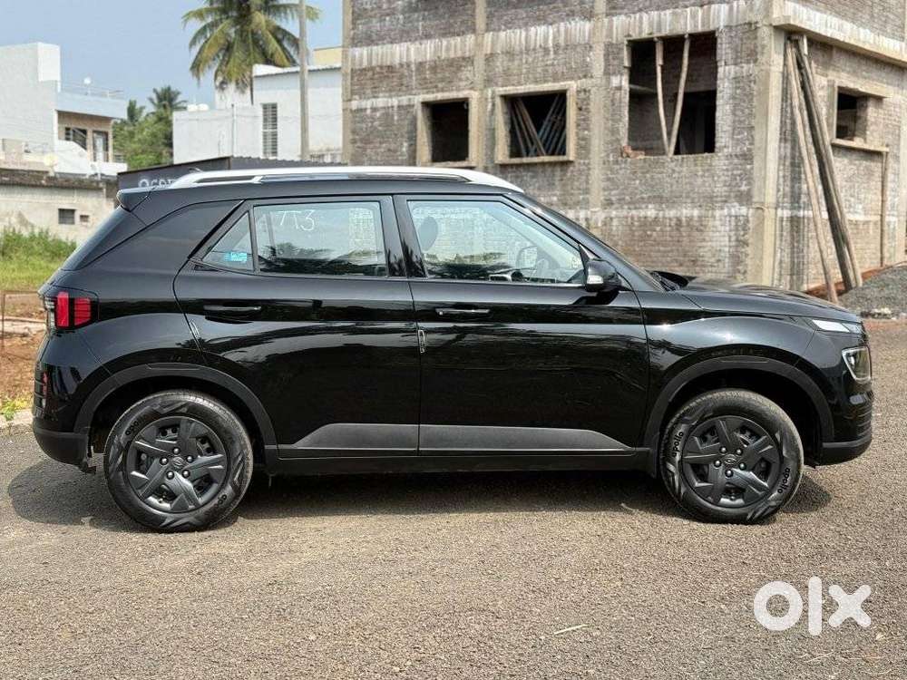 Hyundai Venue S Mt 1.2 Kappa, 2023, Petrol