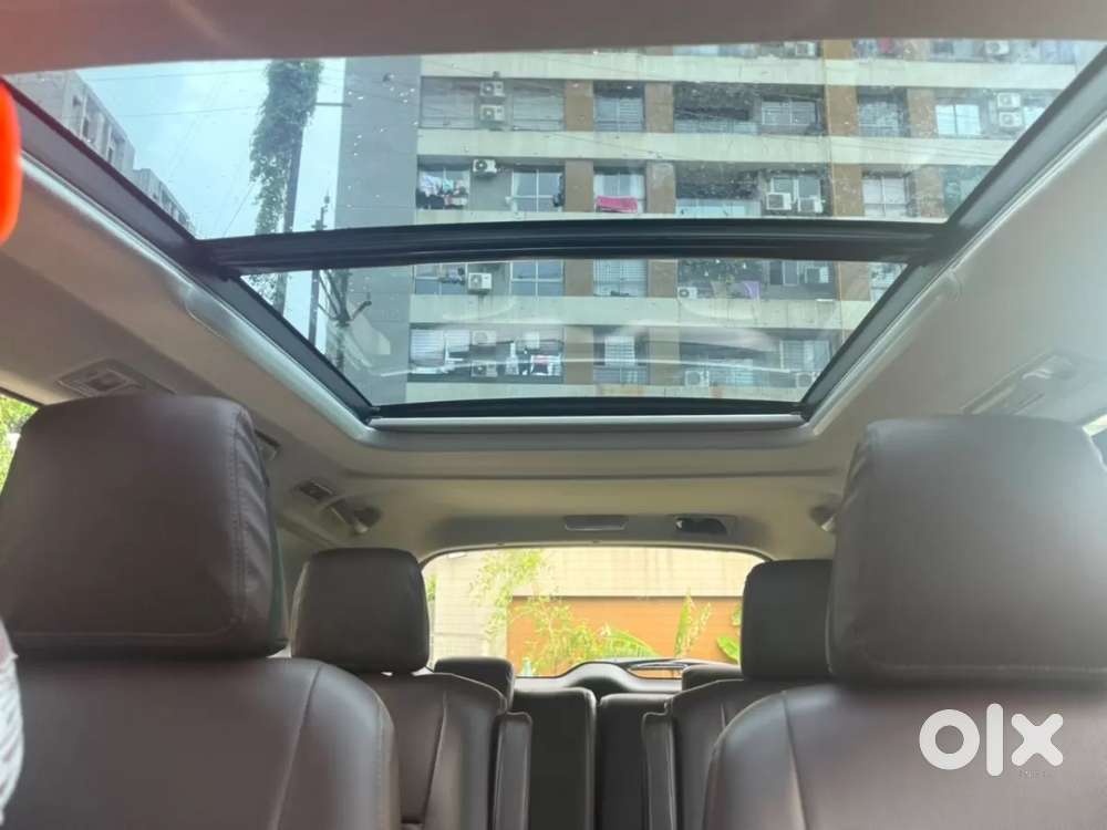 Toyota Innova Hycross 2.0 Vx (o) Hybrid 7 Str, 2025, Petrol