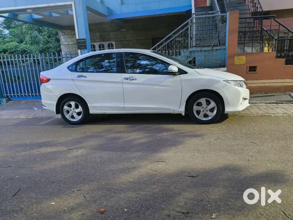 Honda City 2016-2017 Petrol Automatic. 19 + Mileage