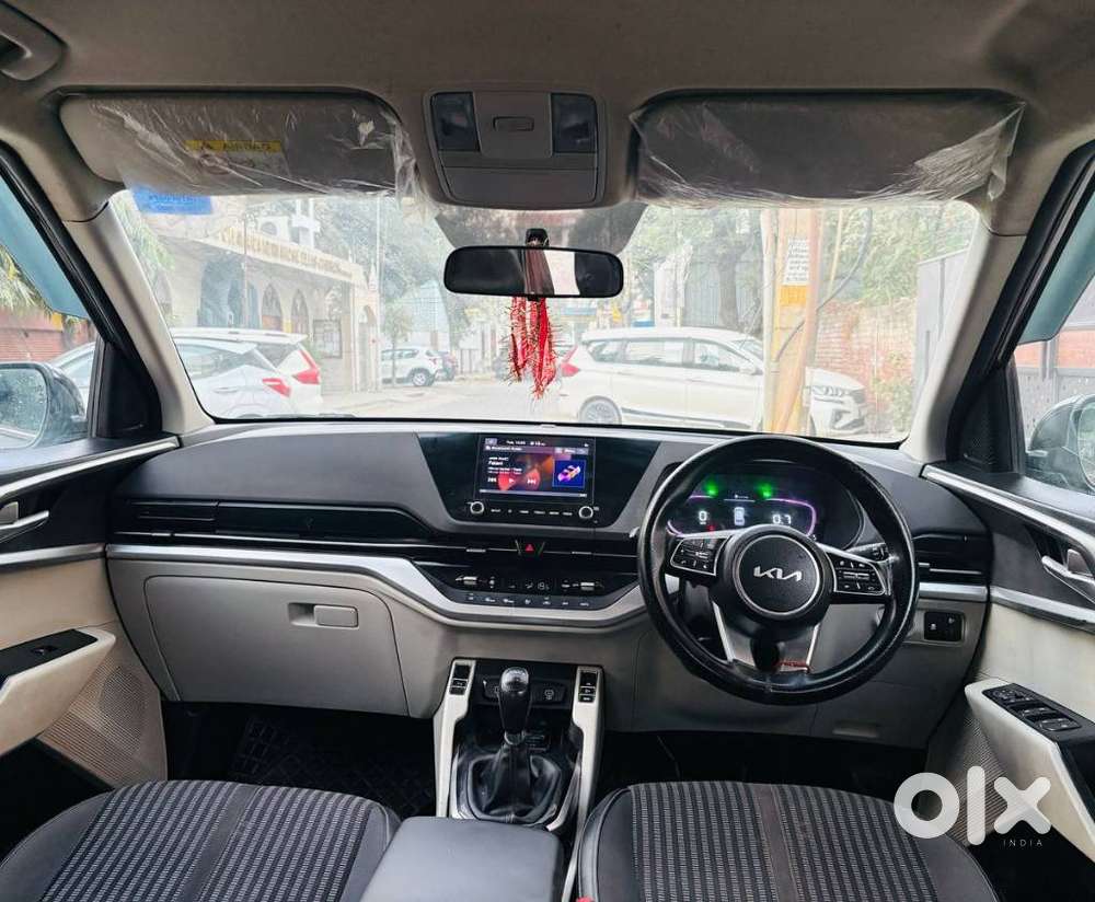 Kia Carens 1.4 Prestige Plus Turbo 7 Str, 2022, Diesel