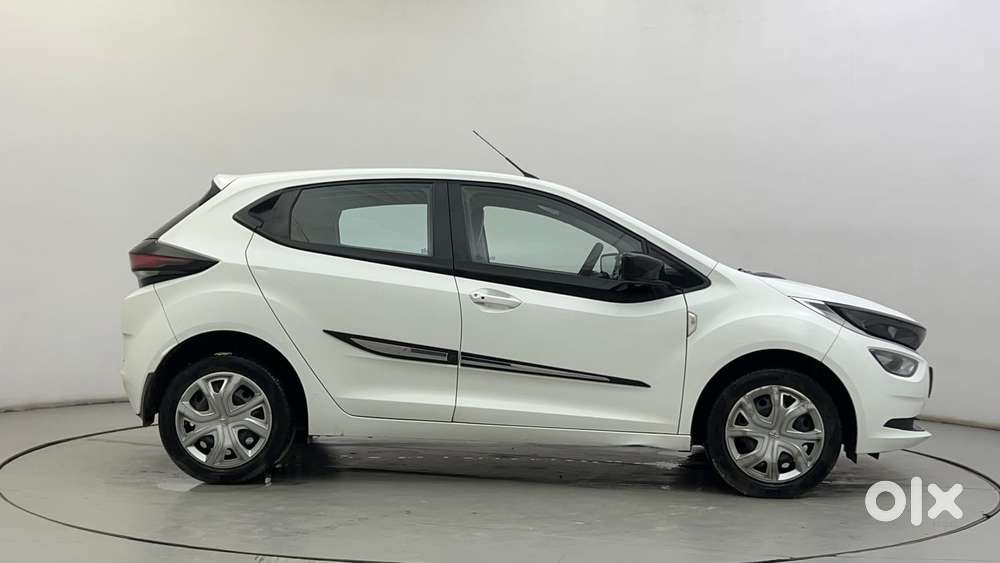Tata Altroz 1.2 Xt, 2022, Petrol