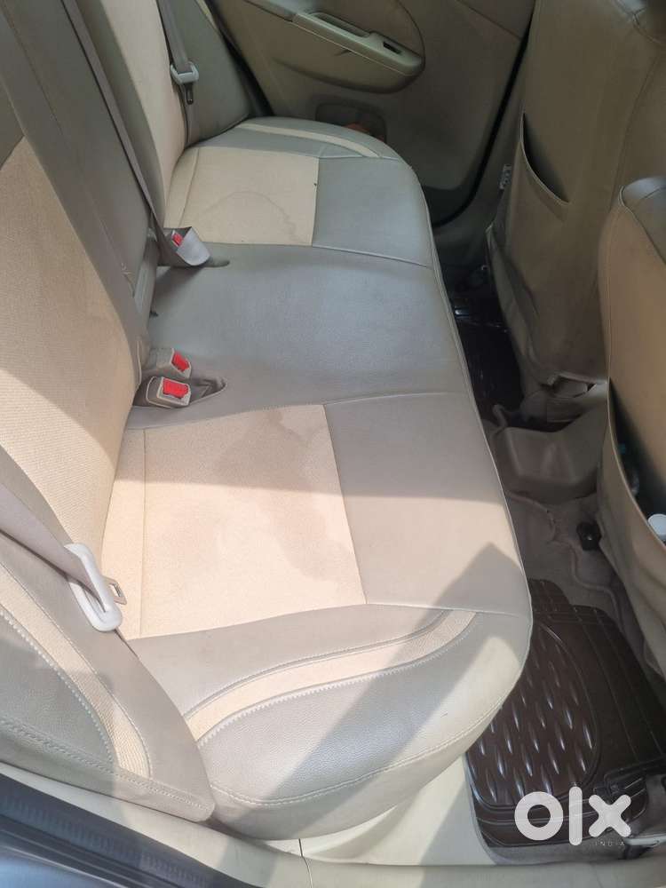 Maruti Suzuki Swift Dzire Vxi Optional, 2012, Petrol