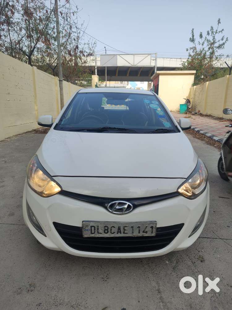 Hyundai I20 Sportz 1.2 Bs-iv, 2013, Cng & Hybrids