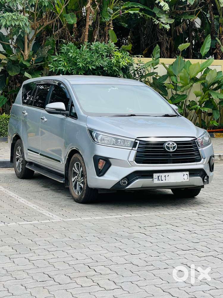 Toyota Innova Crysta [2020-ongoing] 2.4 Gx At 8 Str, 2022, Diesel
