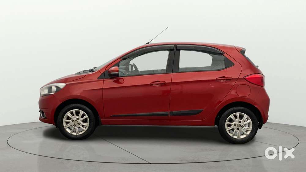 Tata Tiago 1.2 Revotron Xza, 2017, Petrol