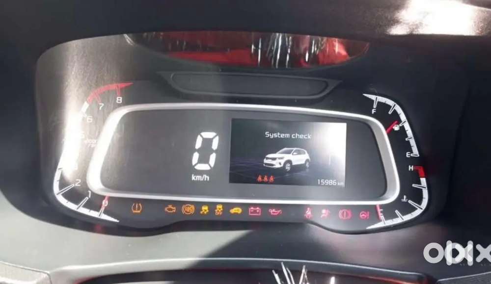 Kia Sonet X-line Top Model Atomic 2023 Petrol  Just Looking New