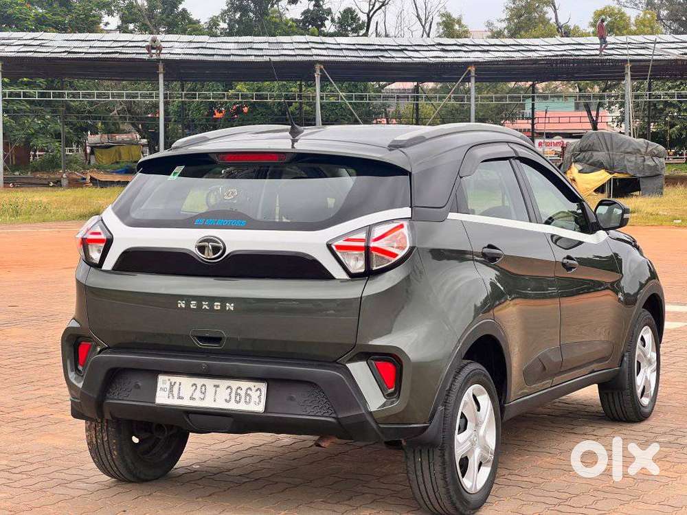 Tata Nexon 1.5 Revotorq Xm (s), 2021, Diesel