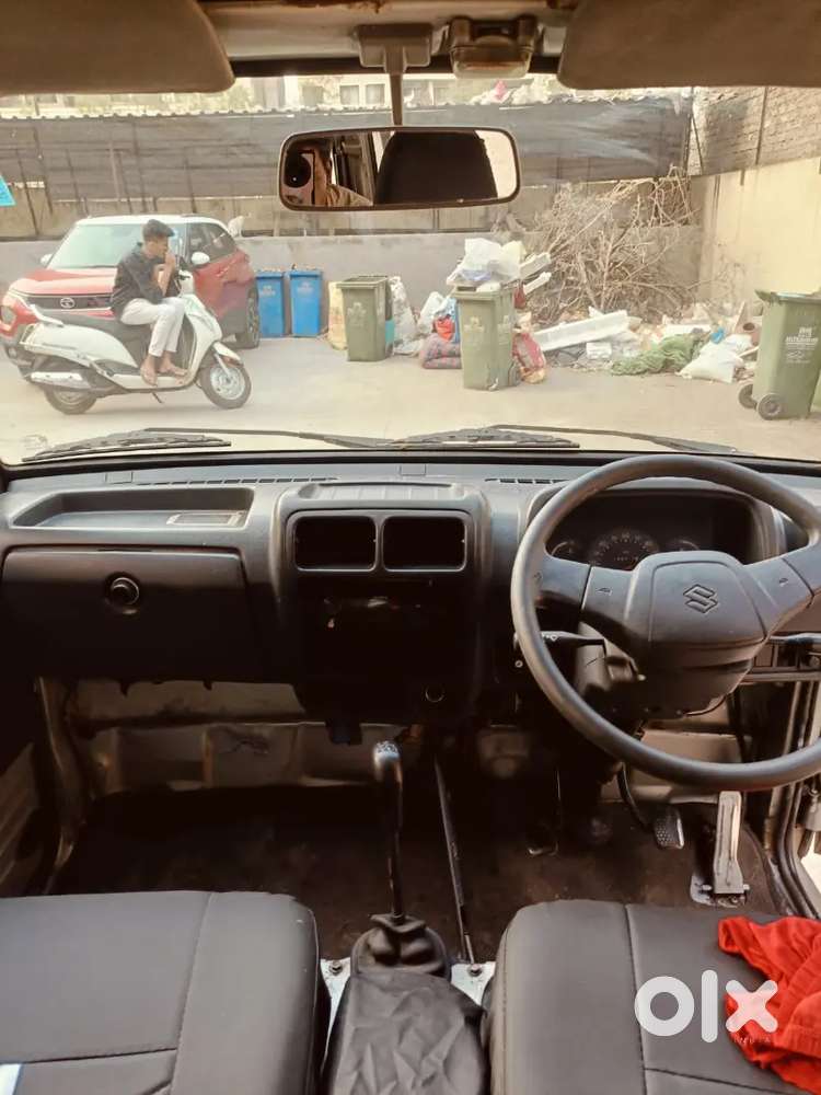 Maruti Suzuki Omni 2010