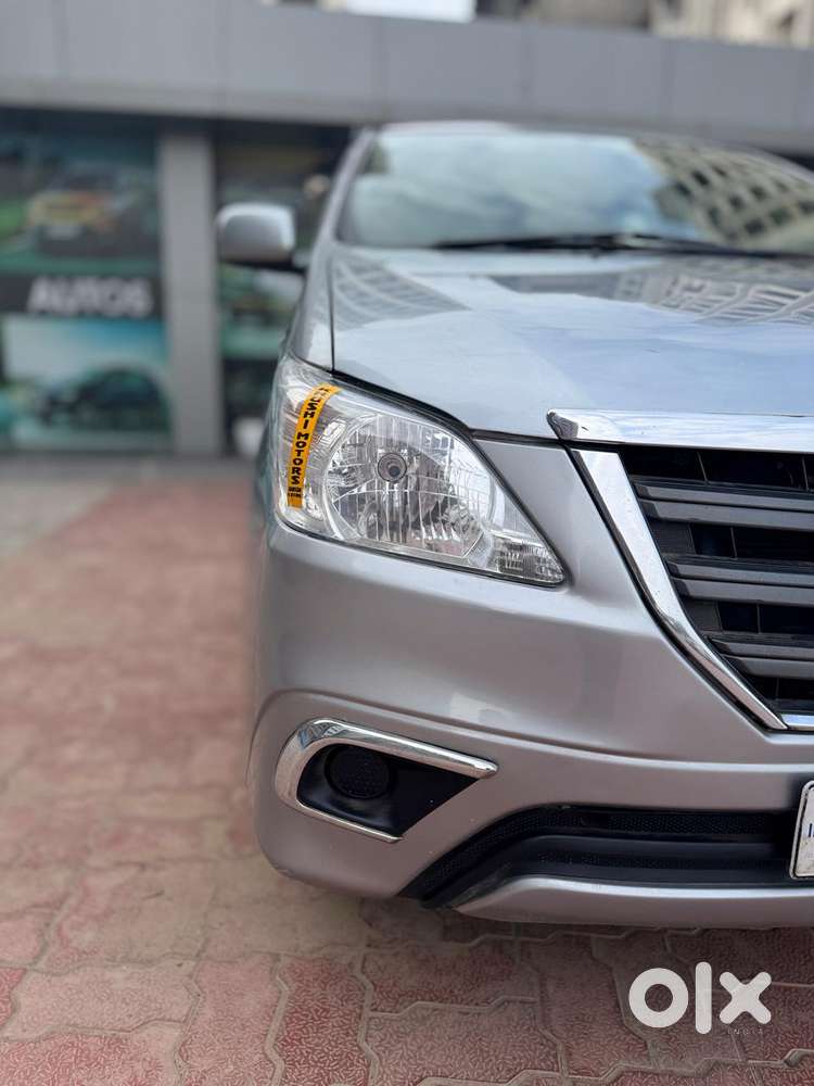 Toyota Innova 2.5 G (diesel) 8 Seater, 2015, Diesel