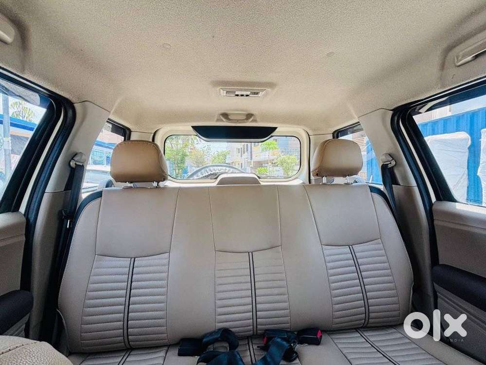 Mahindra Tuv 300 T8, 2016, Diesel