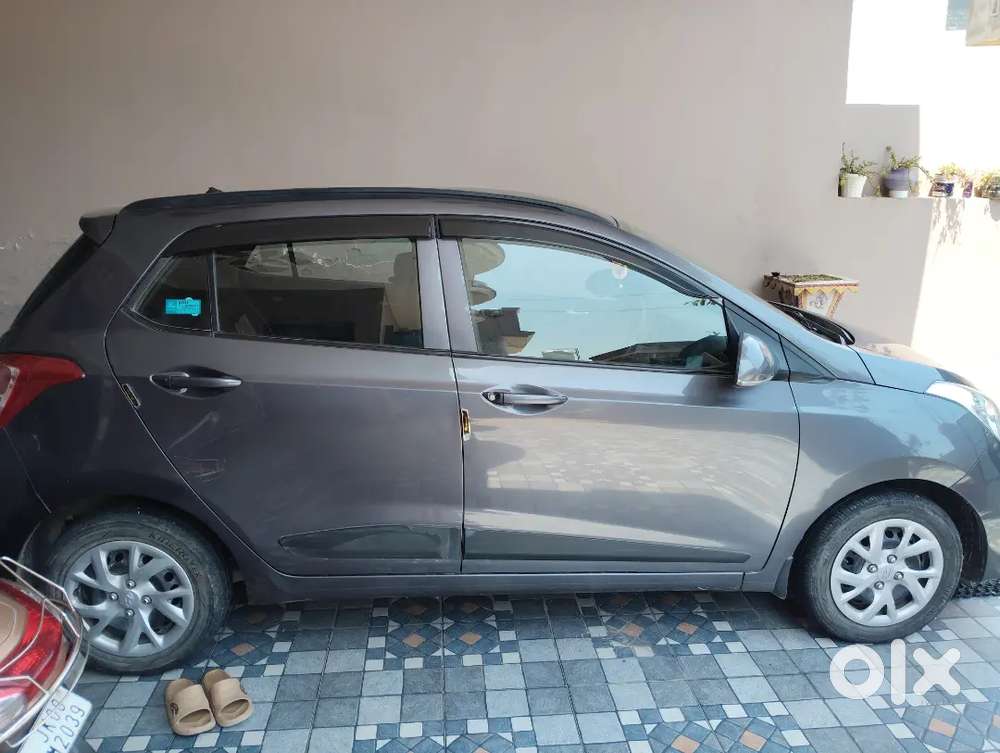 Hyundai Grand I10 2019 Petrol 35000 Km Driven