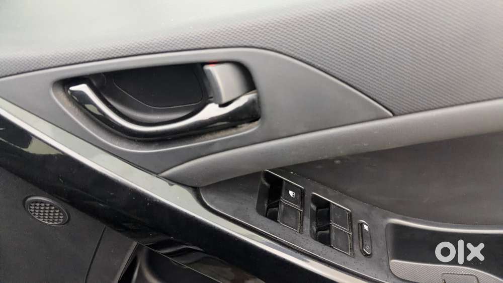 Tata Nexon 1.5 Revotorq Xz Plus (s), 2023, Petrol