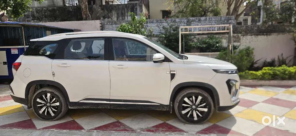Mg Hector Plus