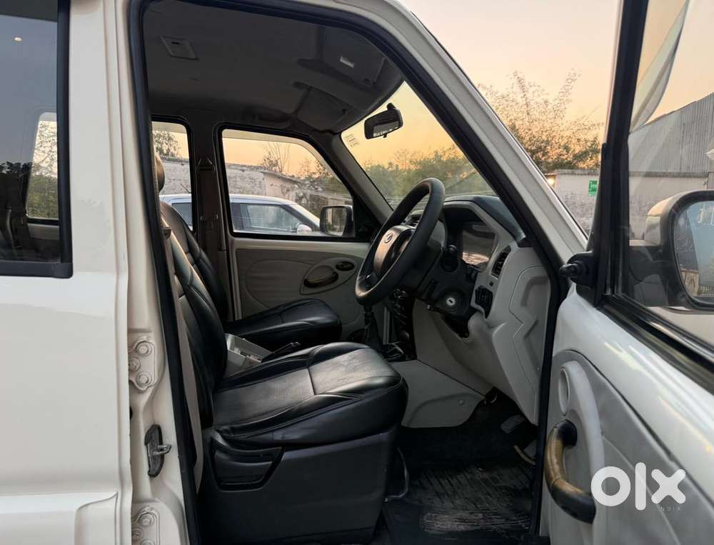 Mahindra Scorpio S4 7 Seater, 2015, Diesel